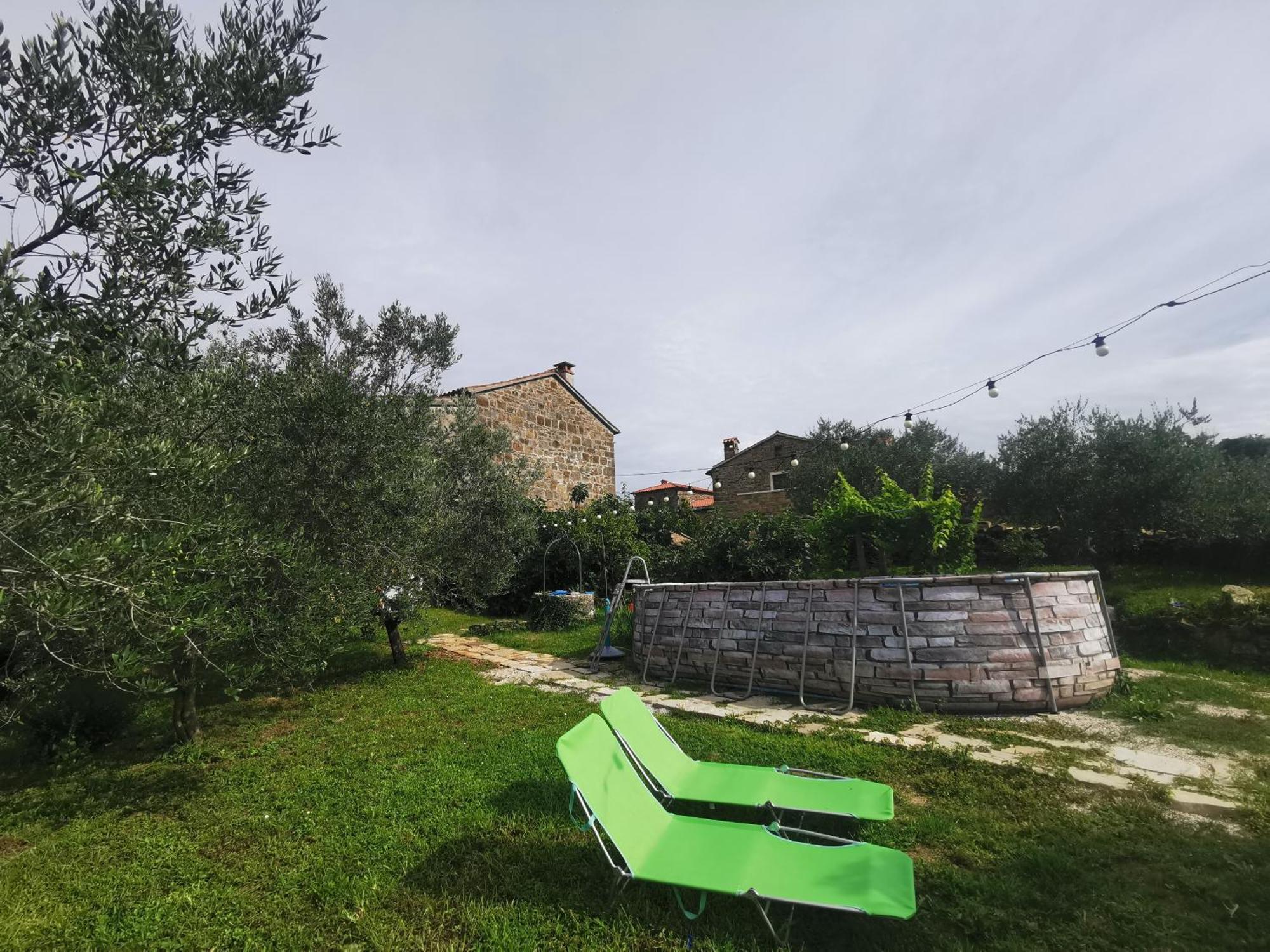 Apartma Baladur Brezovica pri Gradinu Exterior foto